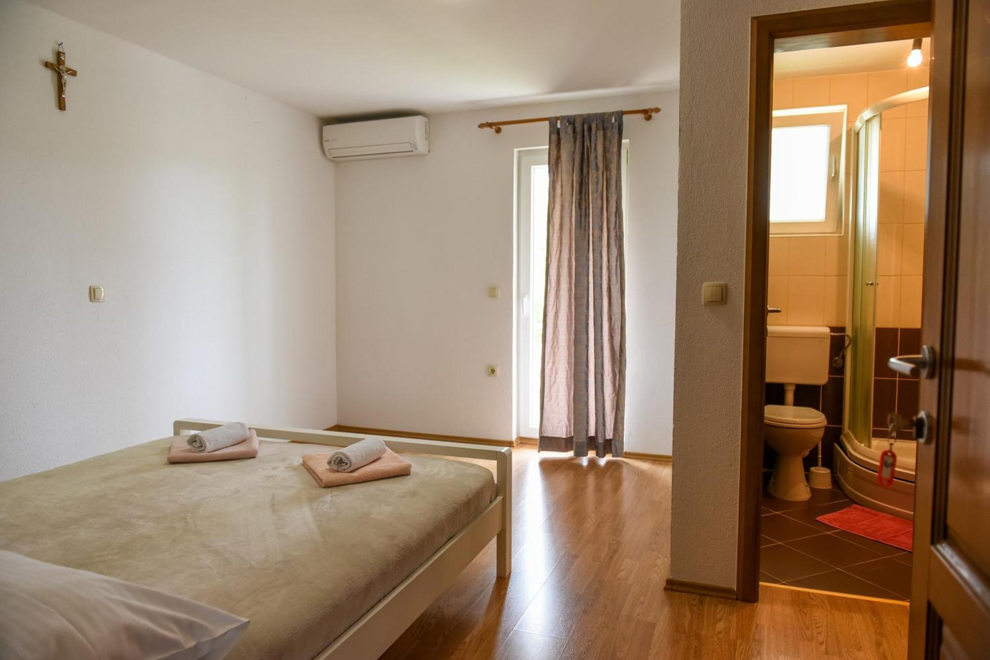 Apartments And Rooms Mara I Pavo Međugorje Kültér fotó